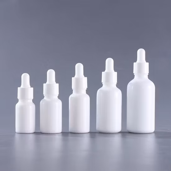 Siero cosmetico Flacone contagocce in vetro bianco opale Piccolo flacone in porcellana 10ml 15ml 30ml 50ml 100ml