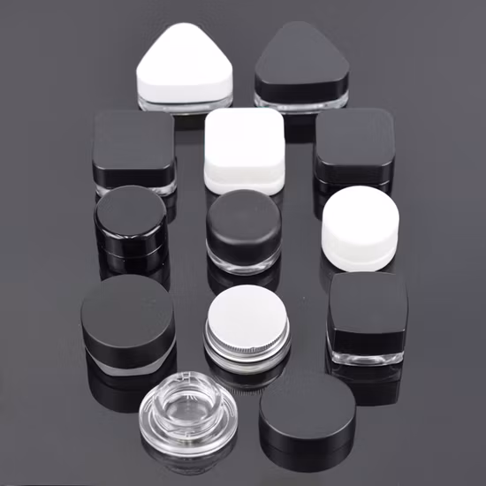 Cubo personalizzato 5ml 9ml resistente ai bambini Cubo Qube quadrato a parete spessa opale bianco o nero opaco vasetti concentrati in vetro per imballaggi concentrati di estratto di olio di canapa